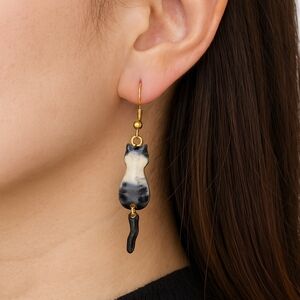 Elegant Black and Cream Cat Earrings